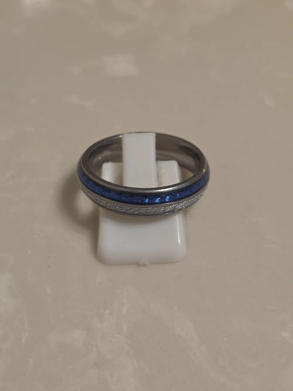 Men's Brushed Silver and Blue Jeweled Ring Band Size 10